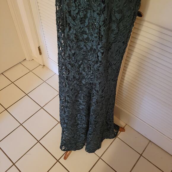 Alex Evenings Green Lace Metallic Floral Gown Size 12 Formal Maxi Dress - Picture 6 of 8